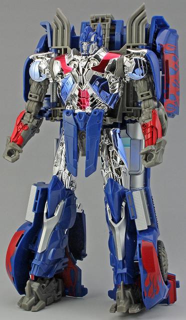 PE_OPTIMUS PRIME_08.jpg